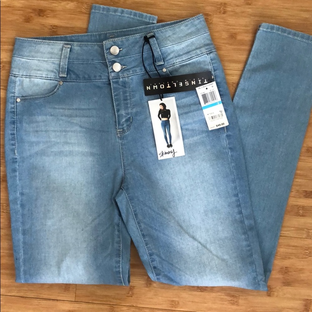 Skinny denim jeans